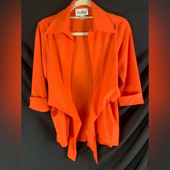 Joseph Ribkoff blouse - Picture 3 of 4